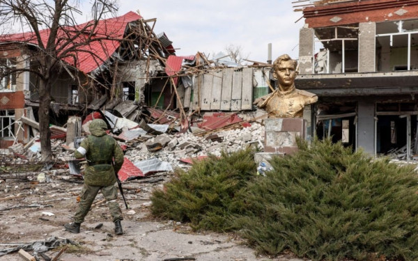 Ζελένσκι: Κρατάμε τις θέσεις μας στο Ντονμπάς