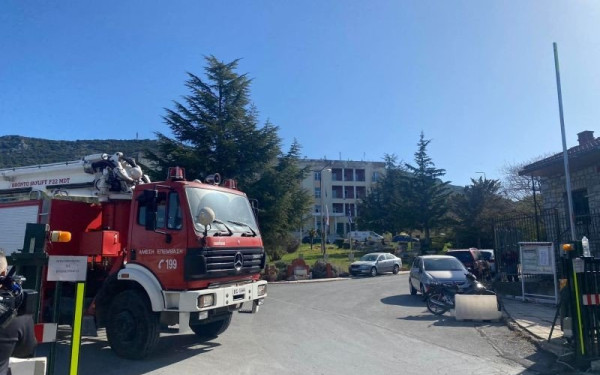 Νοσοκομείο Παπανικολάου: Συντονίζονται οι ενέργειες άμεσης αποκατάστασης της κλινικής COVID-19  (βίντεο-φωτ.)