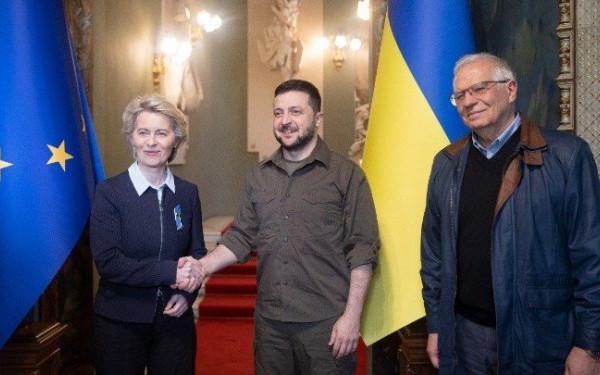 Financial Times: Η Ουκρανία θα μπορούσε να ενταχθεί στην ΕΕ έως το 2027