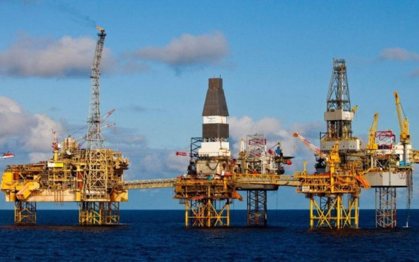 «Παιχνίδια» του ΟΠΕΚ: Οι μειώσεις στην παραγωγή πετρελαίου αποδεσμεύουν προμήθειες για περιπτώσεις κρίσεων