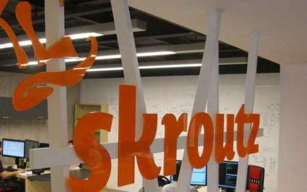 Skroutz: «Έκρηξη» παραγγελιών στην περιφέρεια το 2025 - Στο 40% ο όγκος εκτός Αθήνας και Θεσσαλονίκης