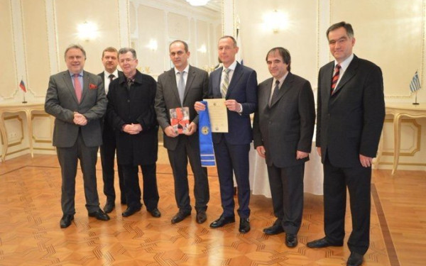 Το πανεπιστήμιο Πελοποννήσου αφαίρεσε τον τίτλο του επίτιμου διδάκτορα από τον Πούτιν
