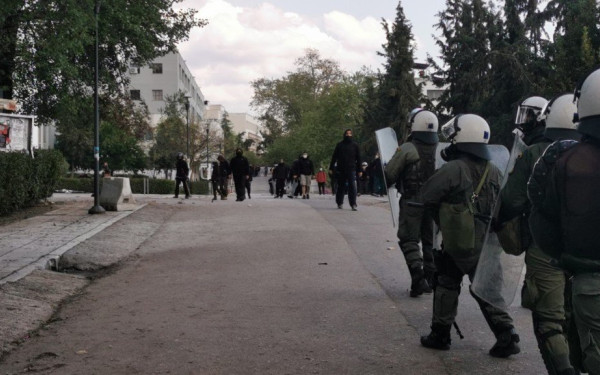 Ανακοίνωση εξέδωσε η αστυνομία για τα επεισόδια στο ΑΠΘ