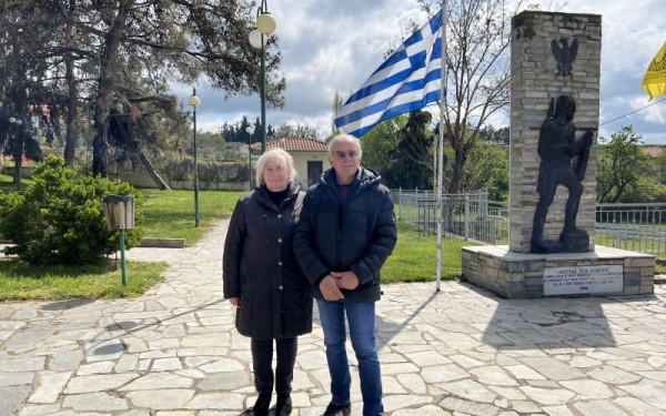 Η Γελένα, η Κατερίνα και η Γιούλια από την Ουκρανία προετοιμάζονται για το Πάσχα στο Μονοπήγαδο - Συγκινούν οι ιστορίες τους (Φωτ.)