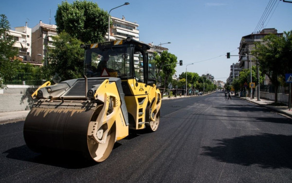 Εργασίες συντήρησης οδικού ηλεκτροφωτισμού στην Ε.Ο. Θεσσαλονίκης-Μηχανιώνας από την Περιφέρεια Κεντρικής Μακεδονίας