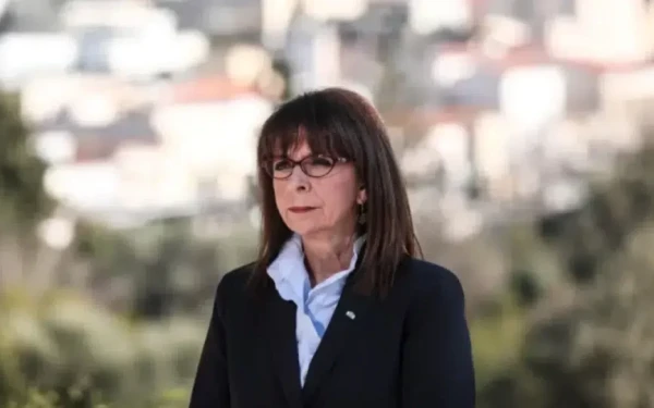 Με τον πρόεδρο της ΑΔΑΕ συναντήθηκε η ΠτΔ