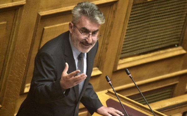 Θ. Ξανθόπουλος: Από το 2019 οι κλοπές και οι βλάβες σιδηροδρομικών εγκαταστάσεων μπορούν να επιφέρουν ισόβια κάθειρξη