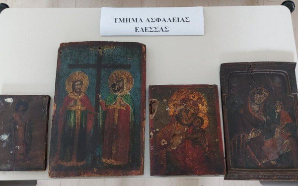 Πέλλα: Έψαχναν αγοραστές στο ίντερνετ για πολύτιμες εικόνες  