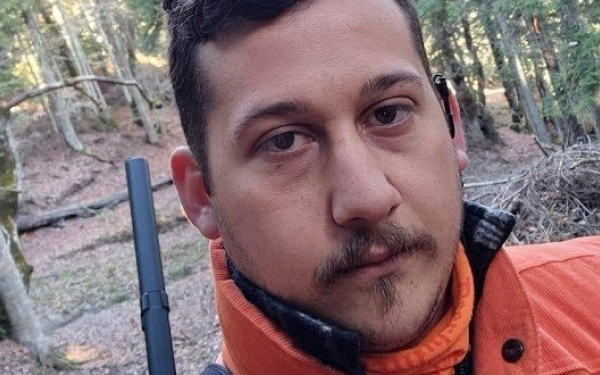 Έκρηξη στα Γρεβενά - Έχασε τη μάχη για τη ζωή του ο 28χρονος - Το παιδί είχε «πάρει» φωτιά ολόκληρο, λέει ο δήμαρχος Γρεβενών