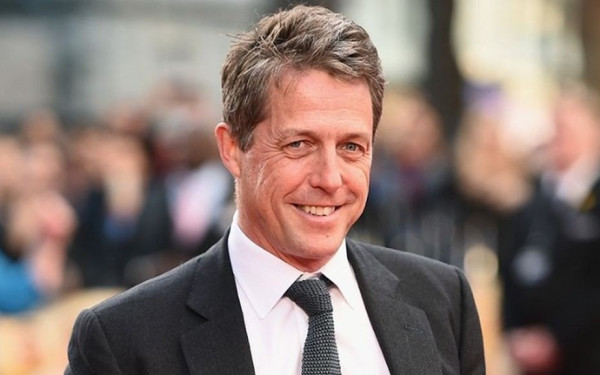 «Love Actually»: Ο Χιου Γκραντ αναρωτιέται γιατί, άραγε, συγκινεί ακόμη;