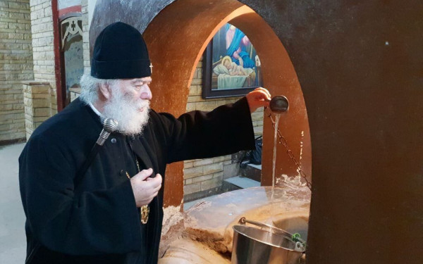  Αίγυπτος: "Δέηση υπέρ των ηγετών Ελλάδας, Αιγύπτου και Κύπρου και των λαών των τριών χωρών, απηύθυνε ο Πατριάρχης Θεόδωρος στην Αλεξάνδρεια"