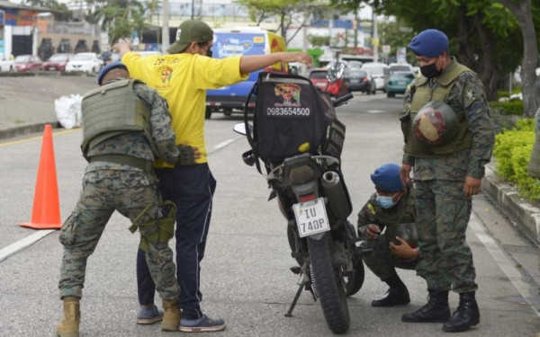Ισημερινός: Η γάγγραινα των συμμοριών που διακινούν ναρκωτικά εξαπλώνεται - Αποκεφαλισμένα πτώματα, παιδιά πληρωμένοι δολοφόνοι
