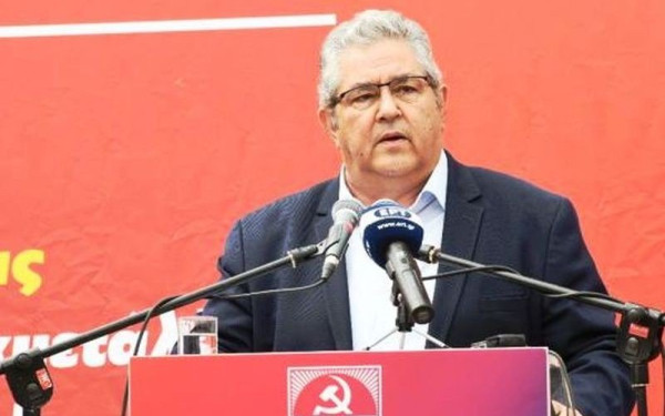 Δ. Κουτσούμπας: Το ΚΚΕ βρίσκεται στην αντίπερα όχθη των πολιτικών που θα εφαρμόσει η επόμενη κυβέρνηση (βίντεο)