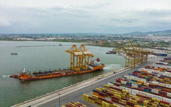 Εργατικό ατύχημα στο λιμάνι Θεσσαλονίκης - Χειριστής οχήματος έπεσε από σκάλα