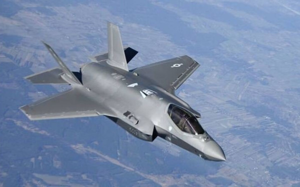 ΗΠΑ: «Πράσινο φως» για την πώληση των F-35 στην Ελλάδα έδωσε ο Ρόμπερτ Μενέντεζ