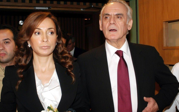 Καταδικάστηκαν για το ασφαλιστήριο συμβόλαιο του '98 στην Ελβετία η Βίκυ Σταμάτη και ο Νίκος Ζήγρας