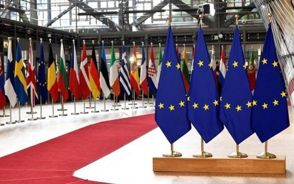 Απαγόρευση εισόδου των Ρώσων στην ΕΕ ζητούν 5 χώρες