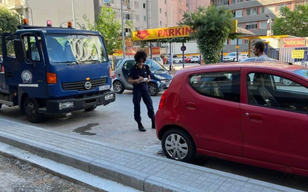 Θεσσαλονίκη: «Βροχή» τα πρόστιμα για παράνομη στάθμευση