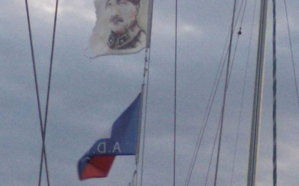 Μυτιλήνη: Επεισόδιο με τουρκικό τουριστικό σκάφος που ύψωσε σημαία του Κεμάλ στον ιστό του (Φωτ.)