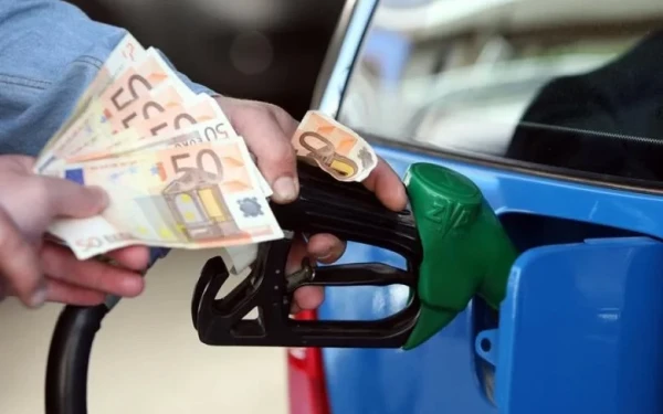 Καύσιμα: Ερχεται πτώση στην τιμή της αμόλυβδης κάτω από 1,7 ευρώ το λίτρο
