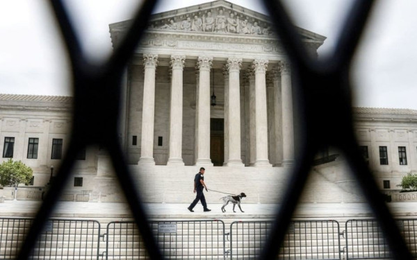 Στο Μεσαίωνα επιστρέφουν οι ΗΠΑ - Ανώτατο Δικαστήριο αναβίωσε νόμο του 1864 που απαγορεύει την άμβλωση από την ώρα της... σύλληψης