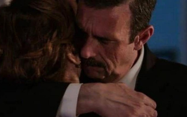 Άγριες Μέλισσες: Ο Δούκας Σεβαστός, κατά κόσμον Λεωνίδας Κακούρης, προειδοποιεί ότι "στα επόμενα επεισόδια θα κλάψετε πολύ" (βίντεο)