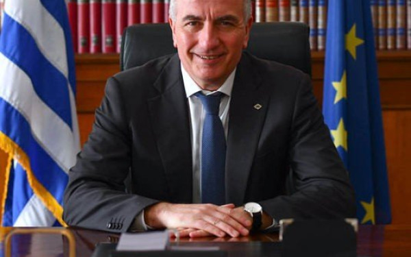 Καλαφάτης: «Σύμβολο Ενότητας, Δημοκρατίας και Ελευθερίας το Πολυτεχνείο»