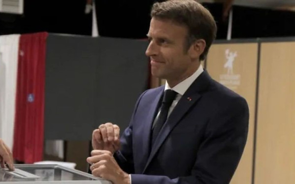 Δυσοίωνο το μέλλον της Γαλλίας: Μετά τον ανεπαρκή Μακρόν στο «βάθος» διακρίνεται η ακροδεξιά Λεπέν