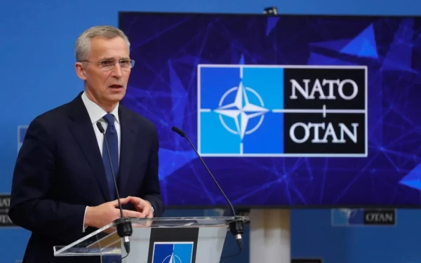Γ. Στόλτενμπεργκ: Η Ρωσία δεν έχει δικαίωμα βέτο στην ένταξη της Ουκρανίας στο ΝΑΤΟ