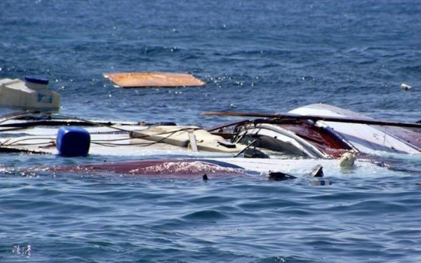 Δέκα μετανάστες νεκροί από ναυάγιο στα ανοιχτά της Τυνησίας