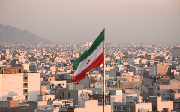 Το Ιράν καταδικάζει τις νέες «παράνομες» και «αδικαιολόγητες» κυρώσεις των ΗΠΑ