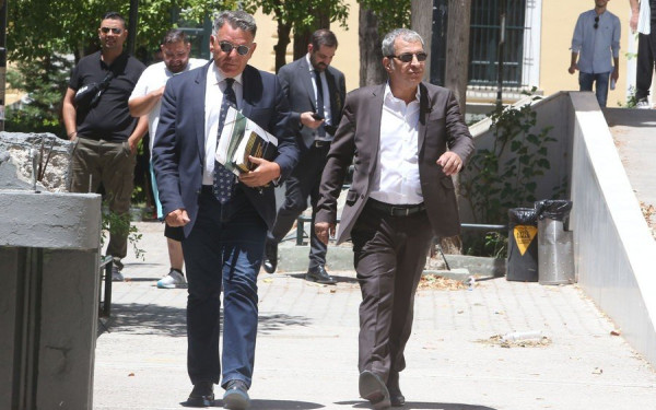 Θέμης Αδαμαντίδης: Νέα αναβολή στη δίκη για τον ξυλοδαρμό της συντρόφου του