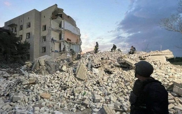 Ουκρανία: Nεκροί και τραυματίες από ουκρανικό βομβαρδισμό βόρεια του Ντονέτσκ