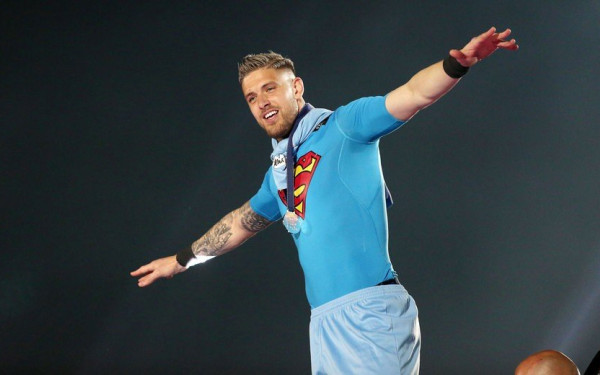 Η συνέντευξη του Αλέξανδρου Πασχαλάκη που θα... ρίξει το ίντερνετ! (βίντεο)