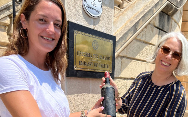 Ουρανούπολη Χαλκιδικής: Καταδυτικός οινοτουρισμός στις βυθισμένες κάβες με κρασιά της περιοχής