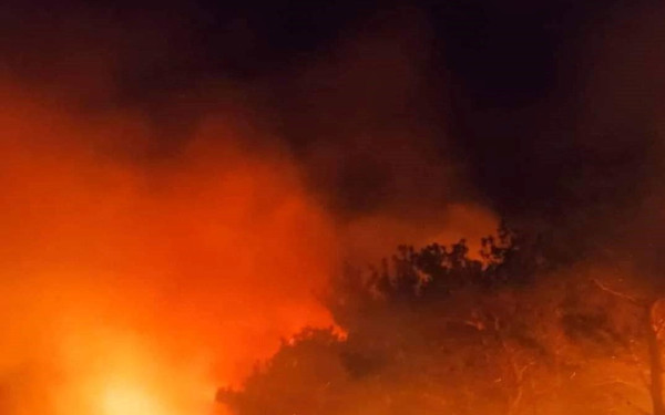 Αποθήκη καυσίμων άρπαξε φωτιά στην περιφέρεια Μπέλγκοροντ 