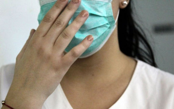 Χριστούγεννα με «κοκτέιλ» από ιογενείς λοιμώξεις - Τα μέτρα αυτοπροστασίας που προτείνουν οι ειδικοί