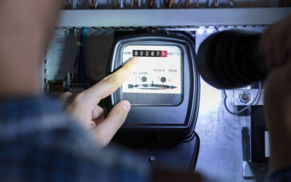 Ρεύμα: Οι τιμές Σεπτεμβρίου από όλους τους προμηθευτές