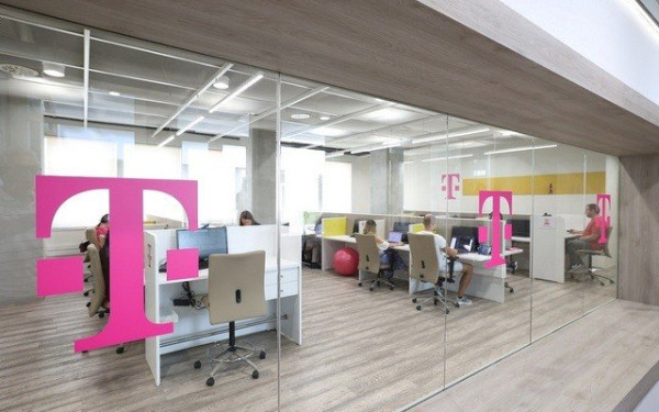 Η Telekom από την Αγία Πετρούπολη στη Θεσσαλονίκη!