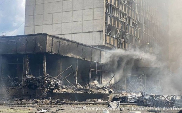 Ουκρανία: Σφυροκόπημα δέχονται και σήμερα κρίσιμες υποδομές 