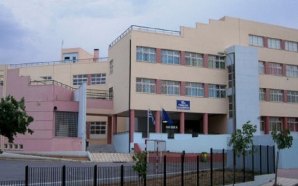Καλαμαριά: Στα... όπλα ο δήμος για τη μεταστέγαση 100 μαθητών λυκείου 