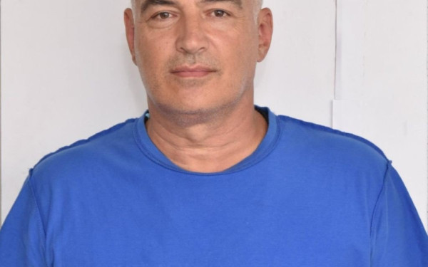 Στη δημοσιότητα τα στοιχεία και φωτογραφίες του αστυνομικού που φέρεται να βίασε 14χρονη στη Λέσβο (φωτ.)