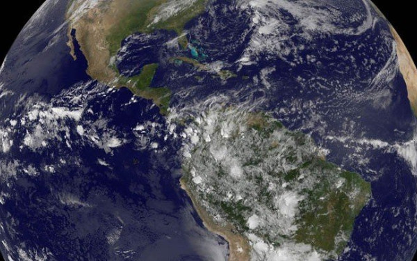 Ο πλανήτης εκπέμπει δραματικό SOS: Πρωτοφανής η ταχύτητα της τήξης των παγετώνων 