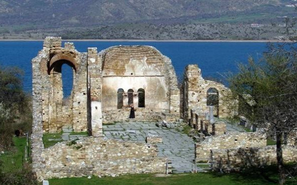 «Πρέσπεια 2022»: Κραυγή αγωνίας για το θάνατο 1.700 αργυροπελεκάνων φέτος!