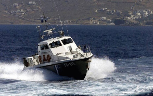 Νεκρό άντρα εντόπισε σκάφος του λιμενικού στον Παγασητικό 