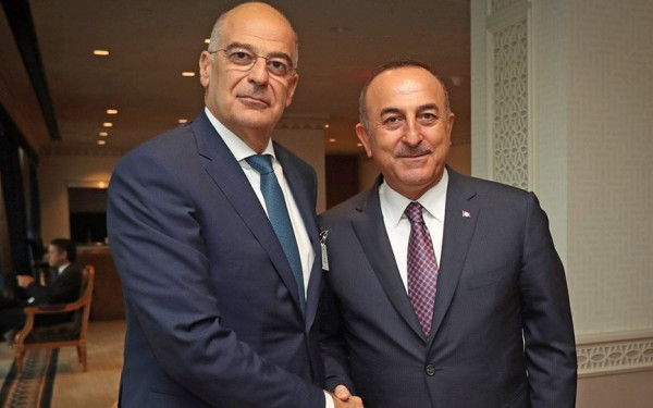 Ο Μ. Τσαβούσογλου έστειλε ευχετήρια επιστολή στο Ν. Δένδια για την 25η Μαρτίου (φωτ.)