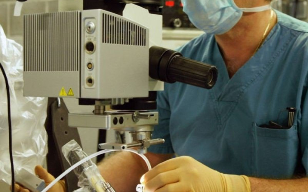 Ένας στους δέκα Έλληνες πάσχει από κερατόκωνο - Τί είναι και πώς θεραπεύεται