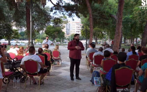 Σε σοκ θύμα των "εξορκιστών" στη Θεσσαλονίκη: Το τρομακτικό τηλεφώνημα με τα ουρλιαχτά μέσα στη νύχτα... (βίντεο)  