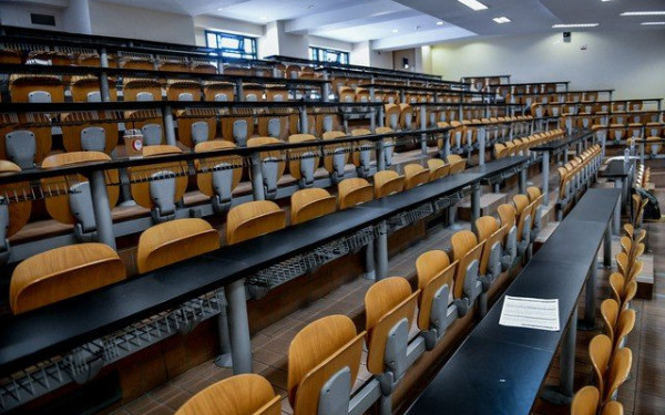 Τέλος στην αιώνια φοίτηση και στη βία στα ΑΕΙ: Διαγραφές, παρατηρητήριο βίας και νέα νομική μορφή για τη Μονή Σινά