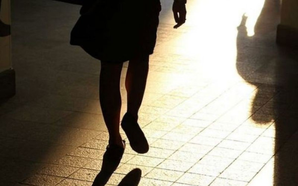 Κολωνός: Σε άθλια ψυχολογική κατάσταση η 12χρονη που έπεσε θύμα βιασμού (βίντεο)